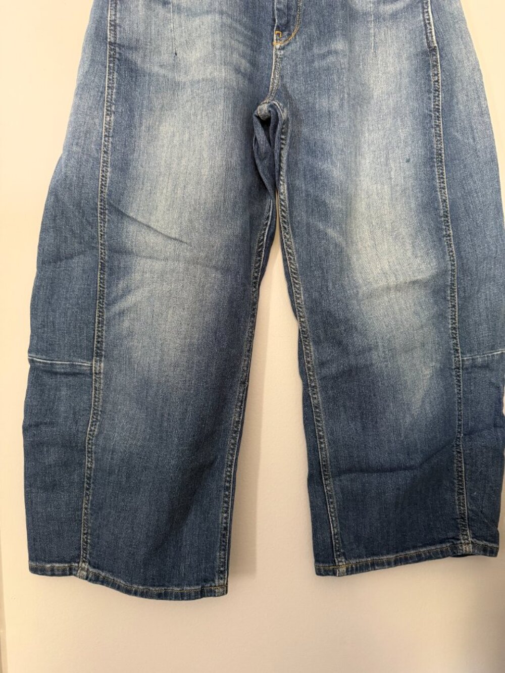 Pilcro Cropped Barrel Leg Jean - Picture 2 of 3